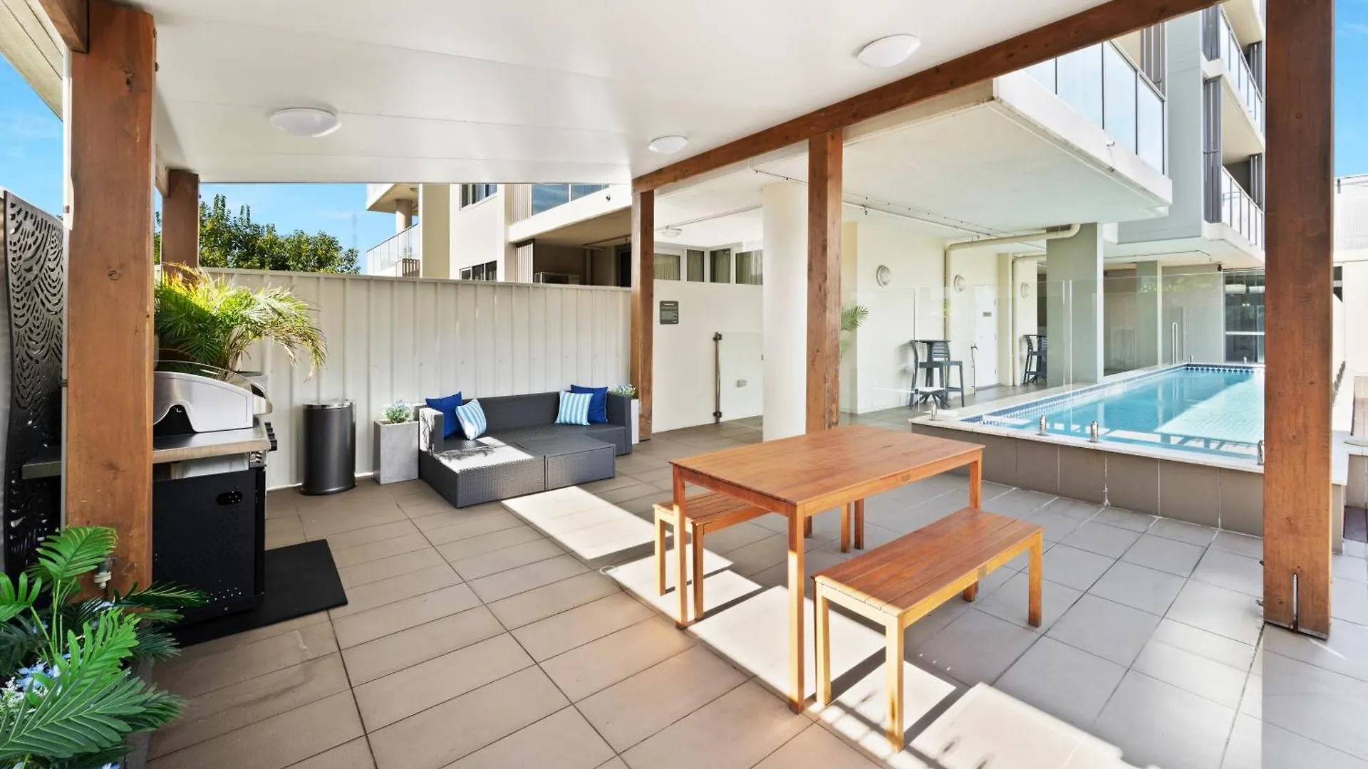Hotel Diana South Brisbane 4*,