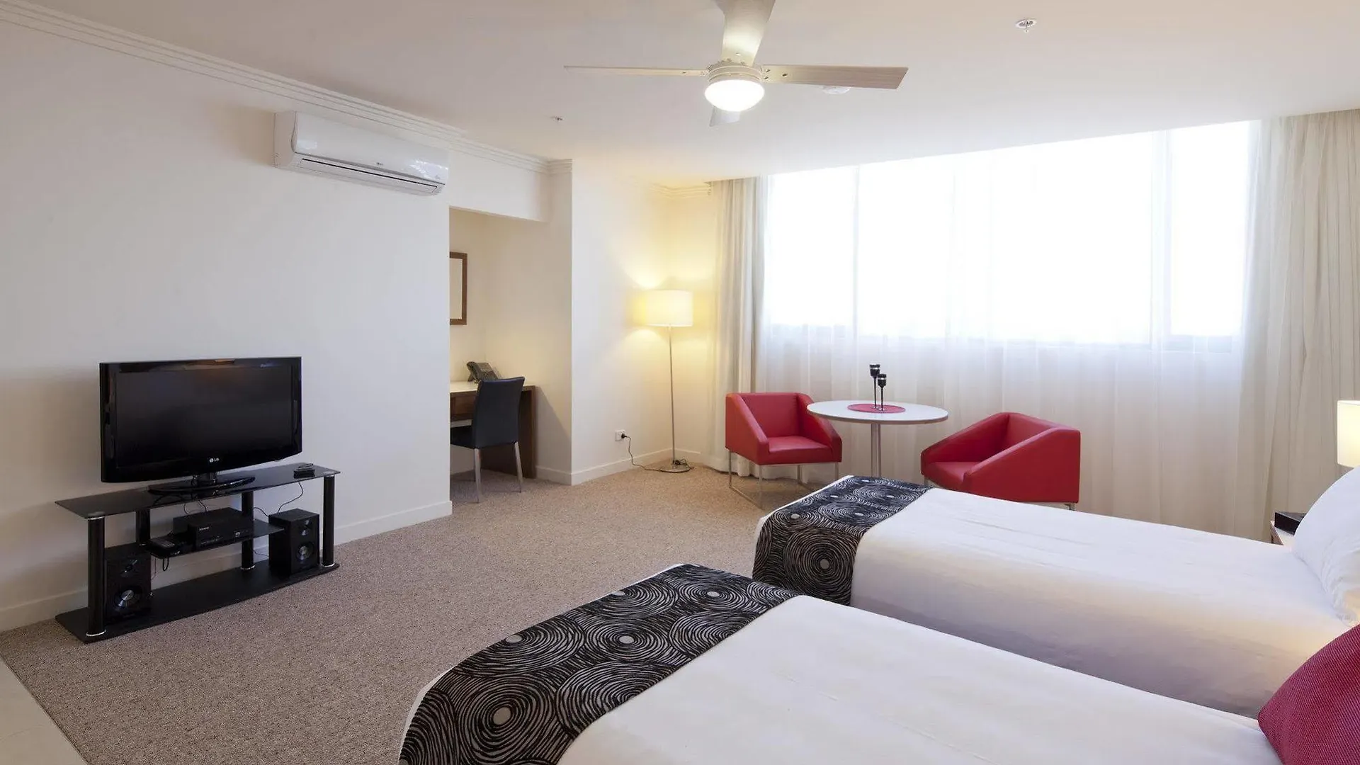 Quest South Brisbane Aparthotel 4*,